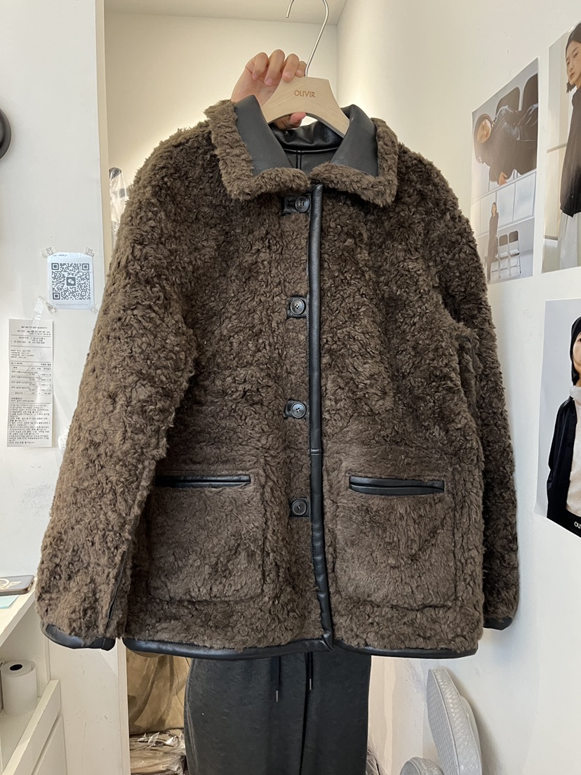 OUVIR韓國直郵㊣女裝新款熱賣時尚推薦真品夾克兩面可穿皮革O.V.R/OUVIR夾克圖色1