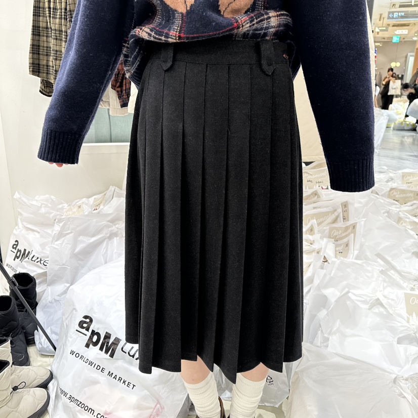 OURMOMENT東大門㊣代購女裝新品職業推薦熱賣時尚真品休閑長裙OURMOMENT長裙圖色2墨色