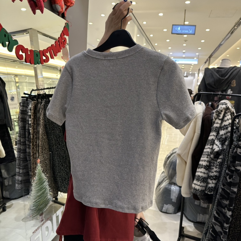 CREDITO韓國直郵㊣女裝新品熱賣職業時尚真品休閑推薦T恤兔子CREDITOT恤