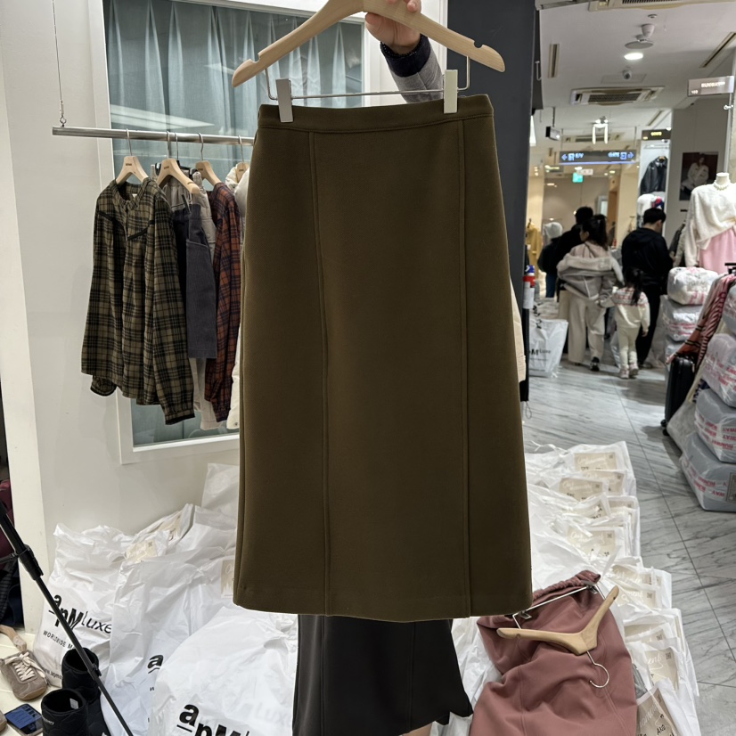 OURMOMENT東大門㊣實拍女士新款職業25秋冬真品休閑人氣長裙OURMOMENT長裙圖色3