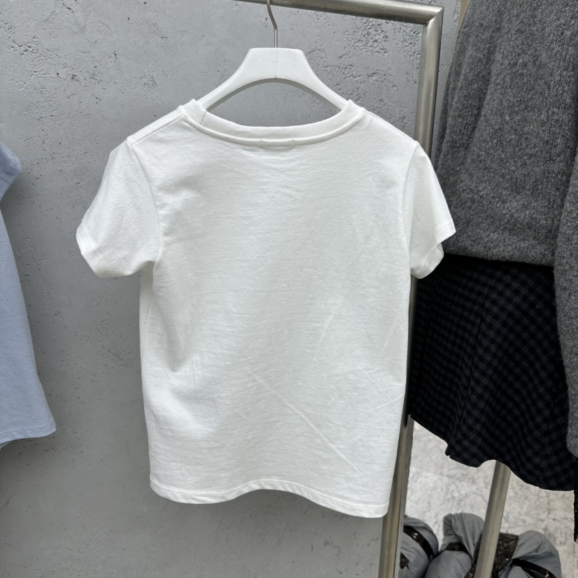 SIXTEEN東大門㊣代購女裝新款25秋冬職業休閑推薦熱賣人氣T恤SIXTEENT恤