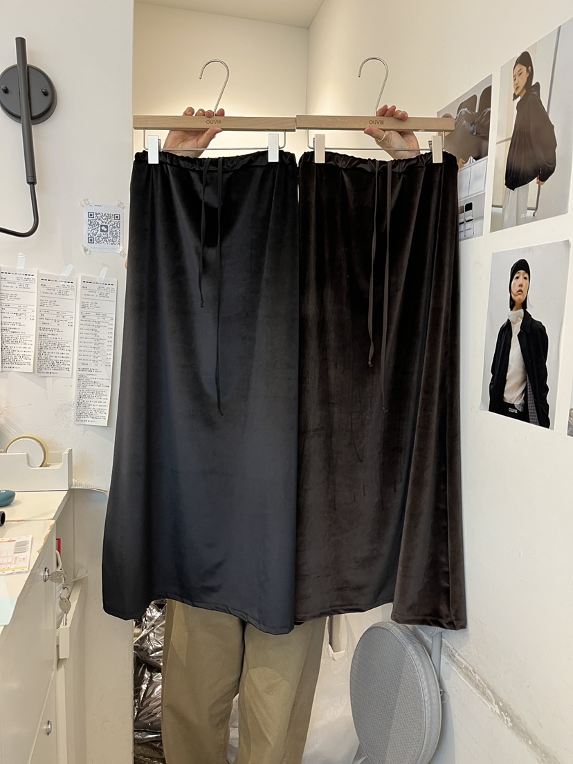 OUVIR韓國代購㊣女裝新品休閑熱賣真品職業人氣推薦長裙絲絨O.V.R/OUVIR長裙