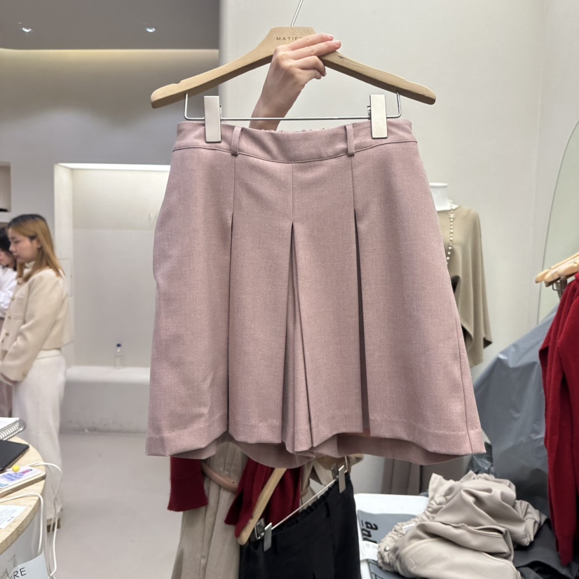 MATIERE韓國代購㊣女士新品25秋冬熱賣真品職業推薦時尚短褲MATIERE短褲圖色1