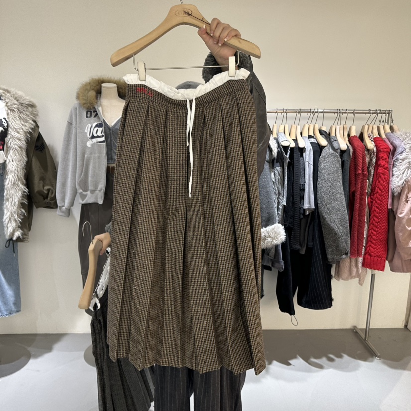 VAULT韓國直郵㊣女裝新款真品熱賣人氣休閑時尚推薦25秋冬長裙VAULT長裙圖色1棕色