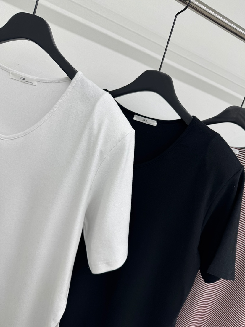 RED-A東大門㊣實拍女裝新款熱賣25秋冬人氣真品休閑時尚T恤RED-AT恤