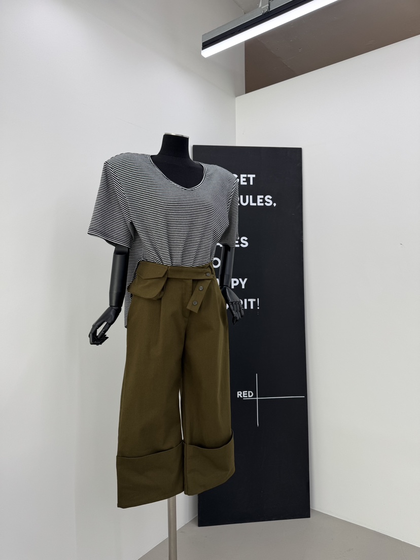 RED-A東大門㊣實拍女裝新款熱賣25秋冬人氣真品休閑時尚T恤RED-AT恤