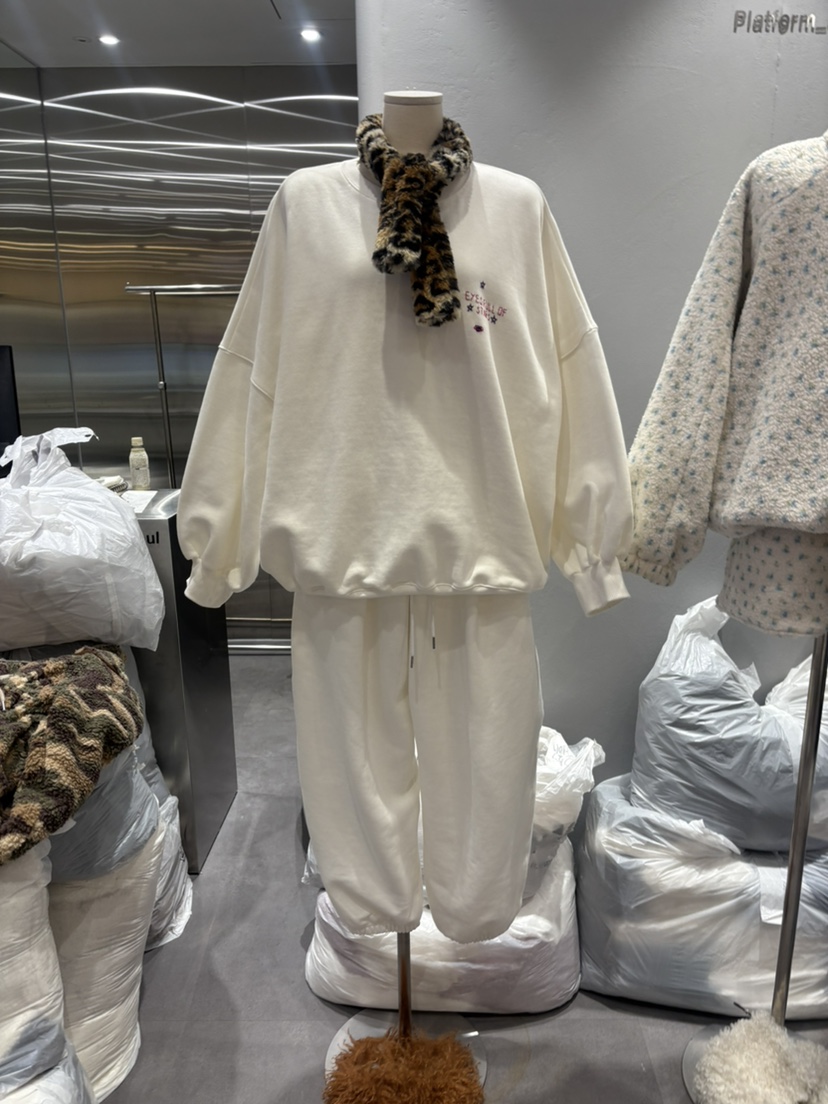 PLATFORM-L東大門㊣實拍女士新款真品25秋冬時尚圍巾披肩豹紋PLATFORM圍巾/披肩