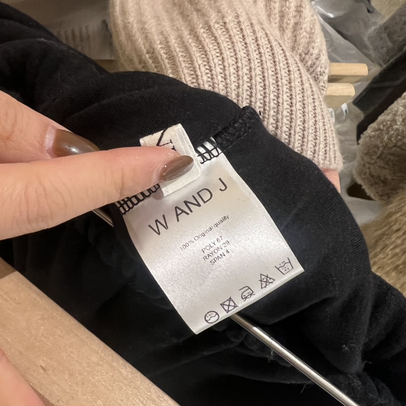 W AND J東大門㊣直郵女裝新款休閑熱賣推薦人氣25秋冬裙褲W AND J裙褲
