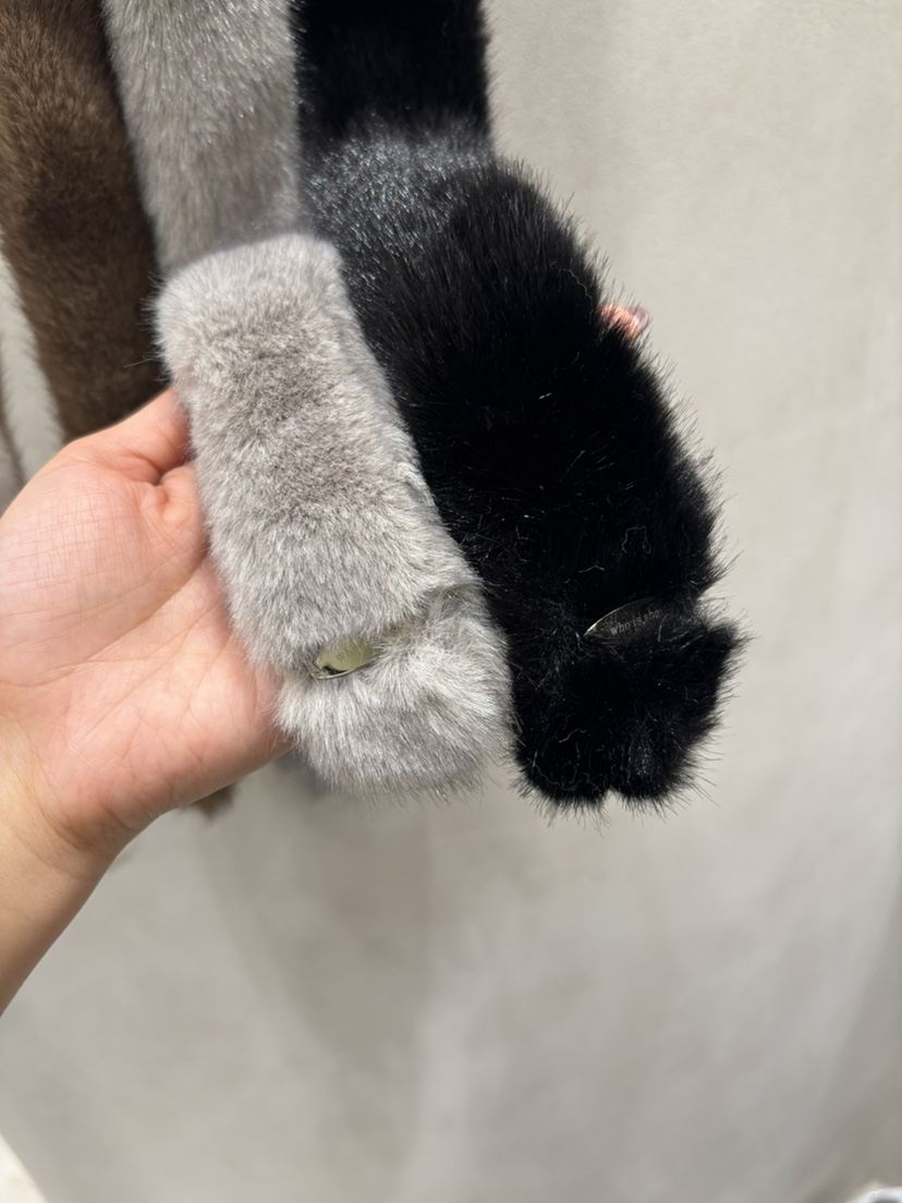 WHO IS SHE韓國直郵㊣女士新品熱賣真品圍巾披肩貂皮圍巾WHO IS SHE圍巾/披肩