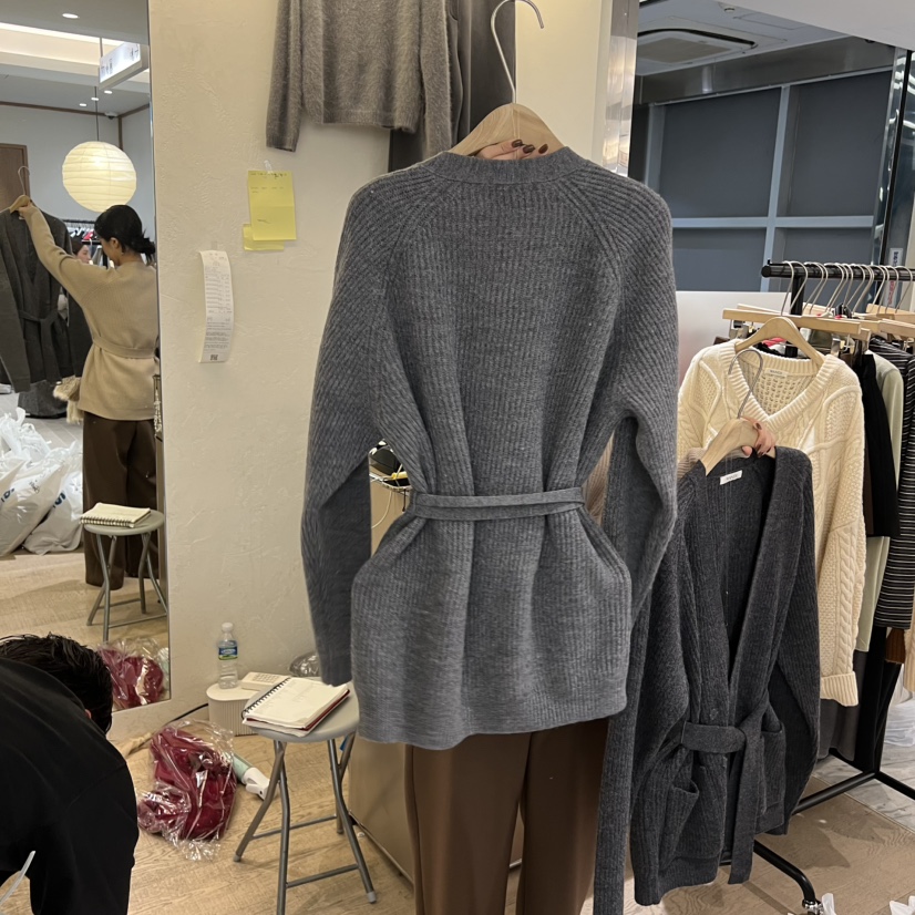 W AND J東大門㊣實拍女裝新品真品25秋冬毛衣含腰帶系帶開衫W AND J毛衣