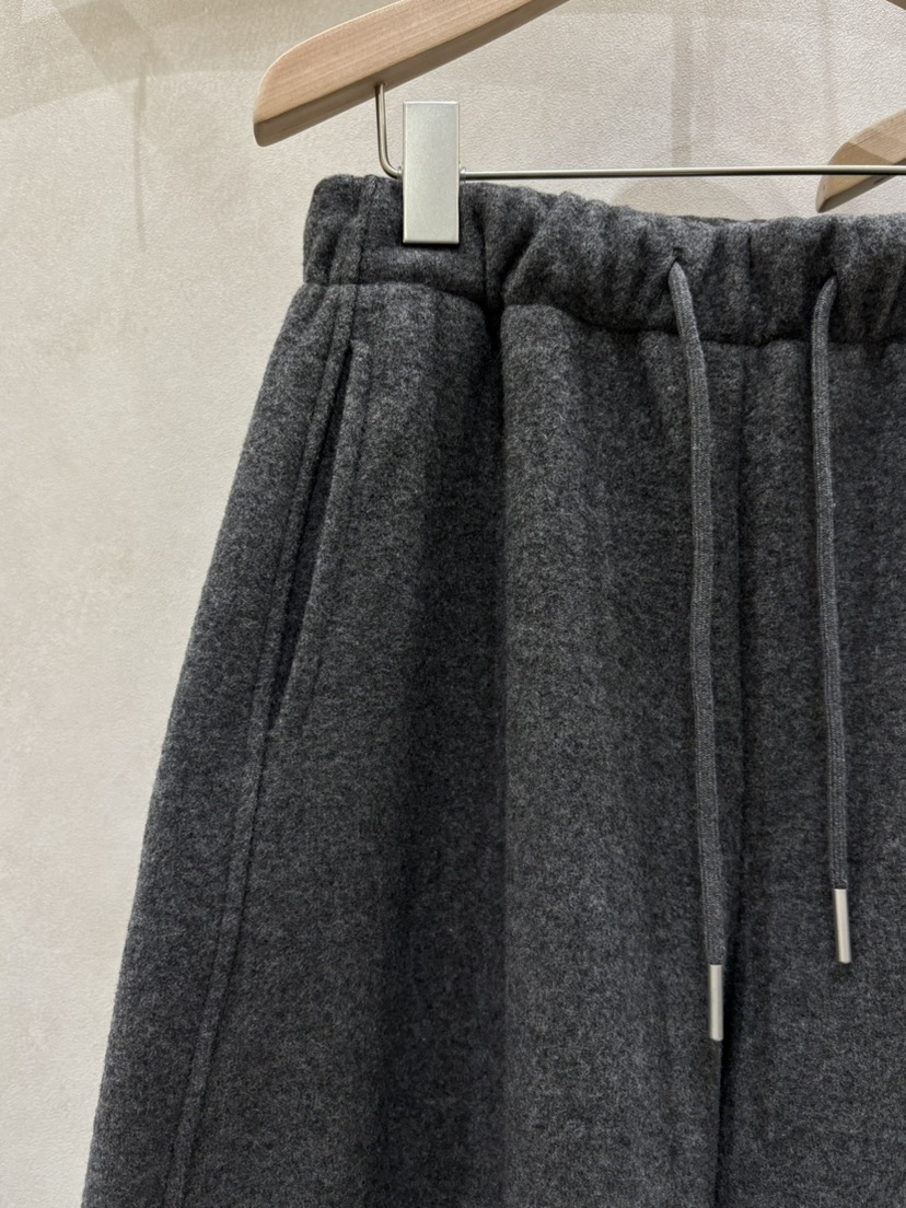 WHO IS SHE韓國代購㊣女士新款休閑熱賣人氣休閑褲貂皮條紋WHO IS SHE休閑褲