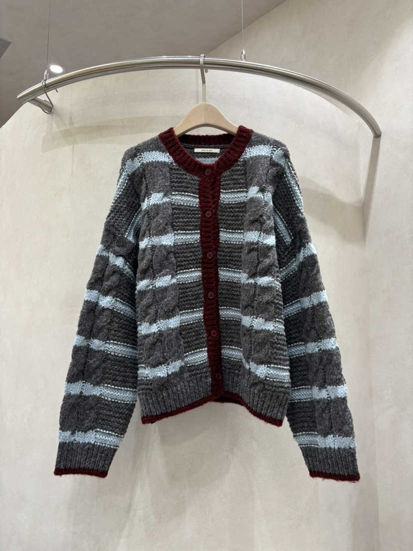 WHO IS SHE韓國代購㊣女裝新品職業人氣熱賣推薦25秋冬針織衫WHO IS SHE針織衫圖色2