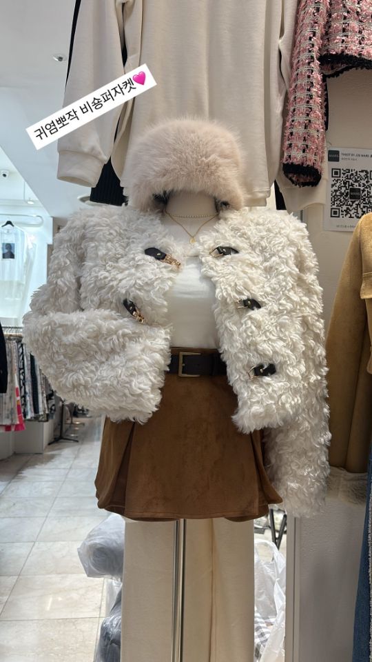 mars東大門㊣代購女裝新款真品人氣25秋冬職業短款大衣毛皮mars短款大衣