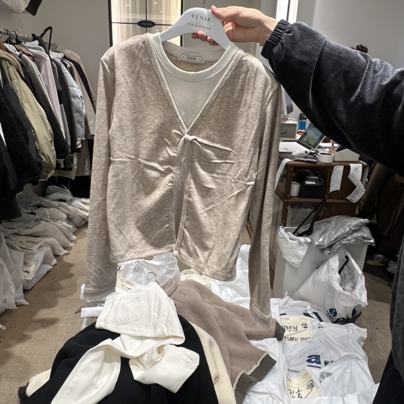 VENIR-a東大門㊣直郵女裝新款職業25秋冬休閑長袖T恤假兩件VENIR-a長袖T恤圖色2
