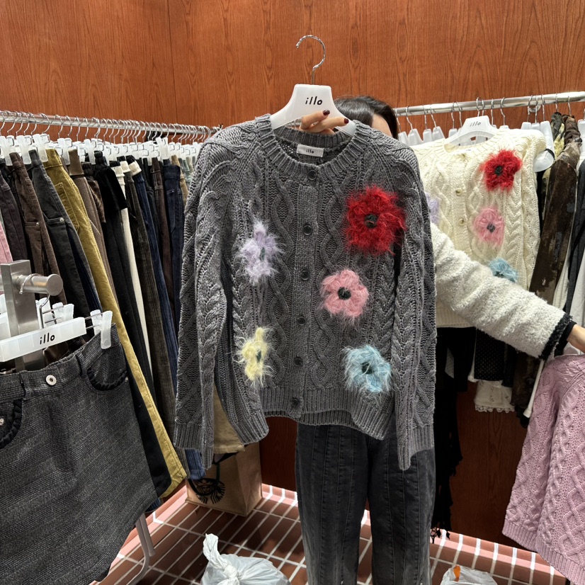 ILLO韓國代購㊣女士新品人氣休閑推薦25秋冬真品針織衫花朵ILLO針織衫圖色3