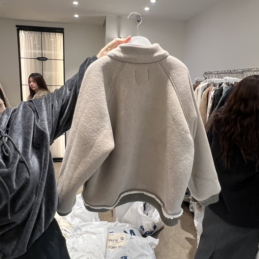 VENIR-a東大門㊣實拍女士新款人氣熱賣真品休閑推薦時尚夾克VENIR-a夾克