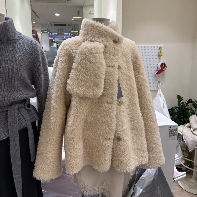 HANSUNGHYUN東大門㊣實拍女裝新款職業休閑人氣夾克含圍巾羊毛HANSUNGHYUN夾克圖色1米色