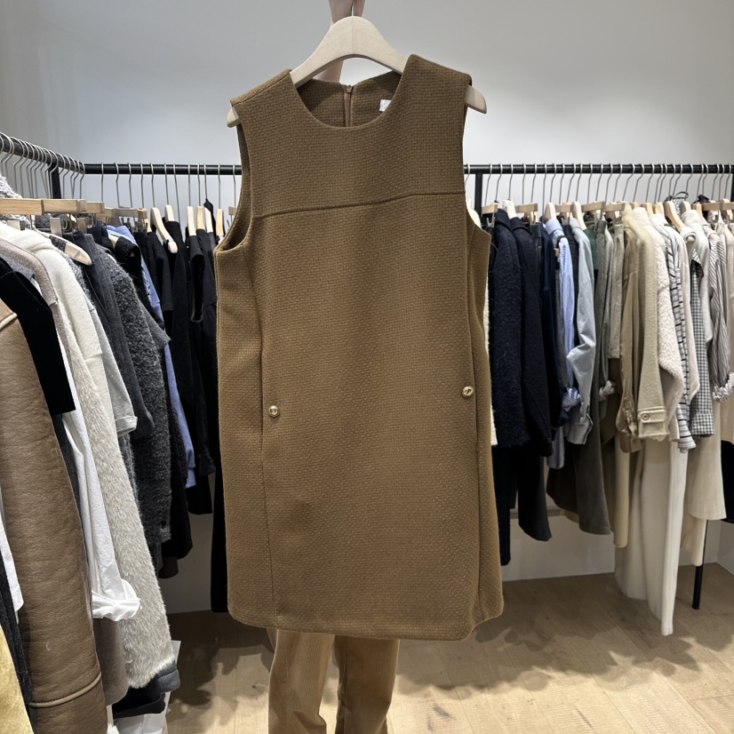 OVERTAKE韓國直郵㊣女士新款熱賣推薦職業時尚連衣裙斜紋布OVERTAKE連衣裙圖色1