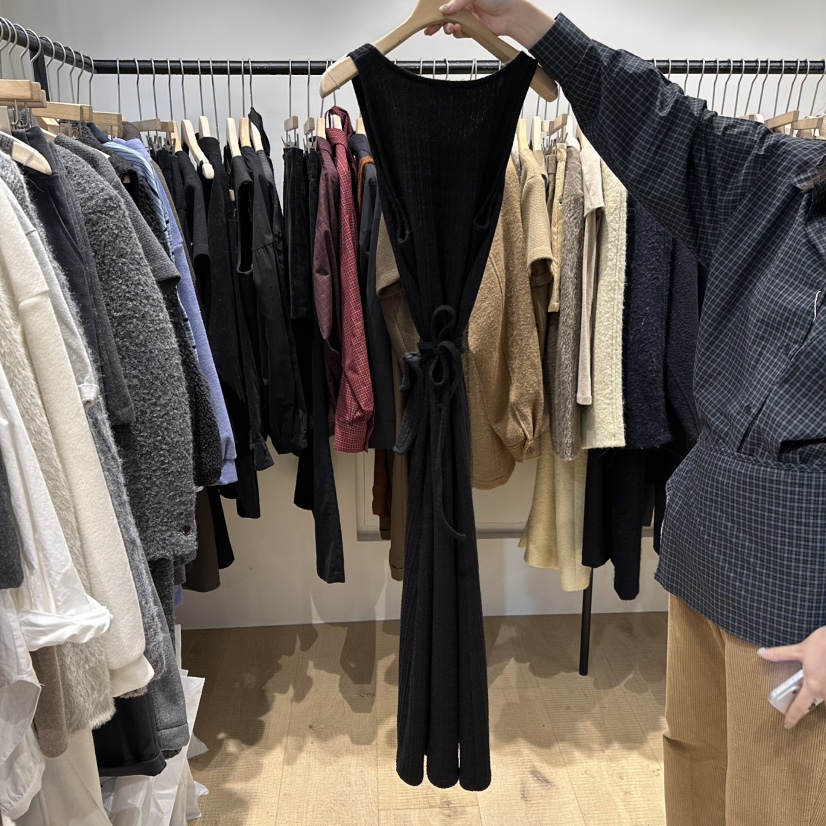 OVERTAKE韓國代購㊣女裝新款職業熱賣休閑25秋冬人氣連衣裙OVERTAKE連衣裙