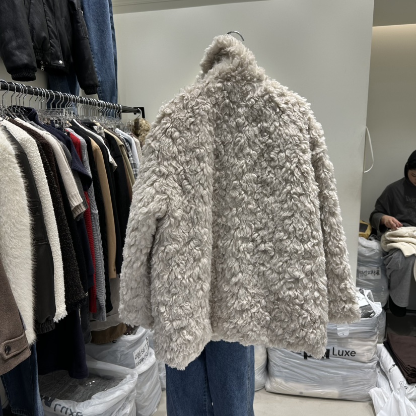 AT THE END東大門㊣代購女裝新品職業人氣推薦熱賣短款大衣AT THE END短款大衣