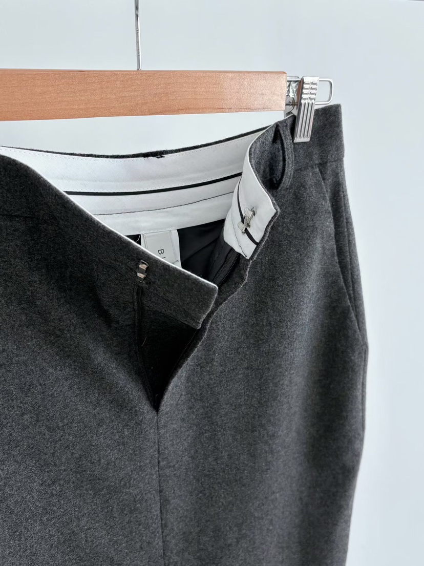 BINUS東大門㊣代購女裝新品真品人氣推薦休閑熱賣時尚職業長裙BINUS長裙