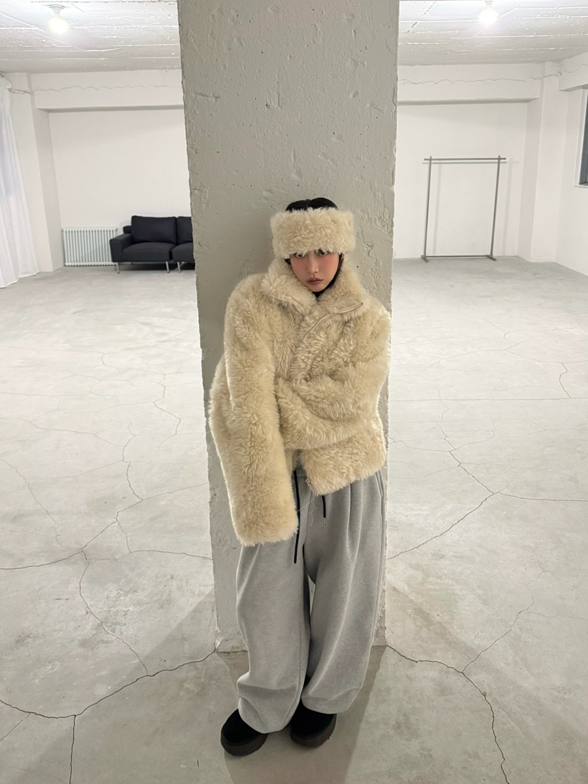 AWESOMESAUCE韓國直郵㊣女裝新品時尚休閑熱賣短款大衣含帽子AWESOME SAUCE短款大衣