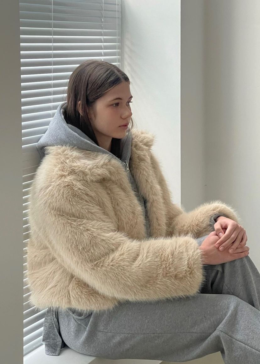 ANOTHER AVENUE東大門㊣實拍女裝新品休閑真品短款大衣貂皮ANOTHER AVENUE短款大衣