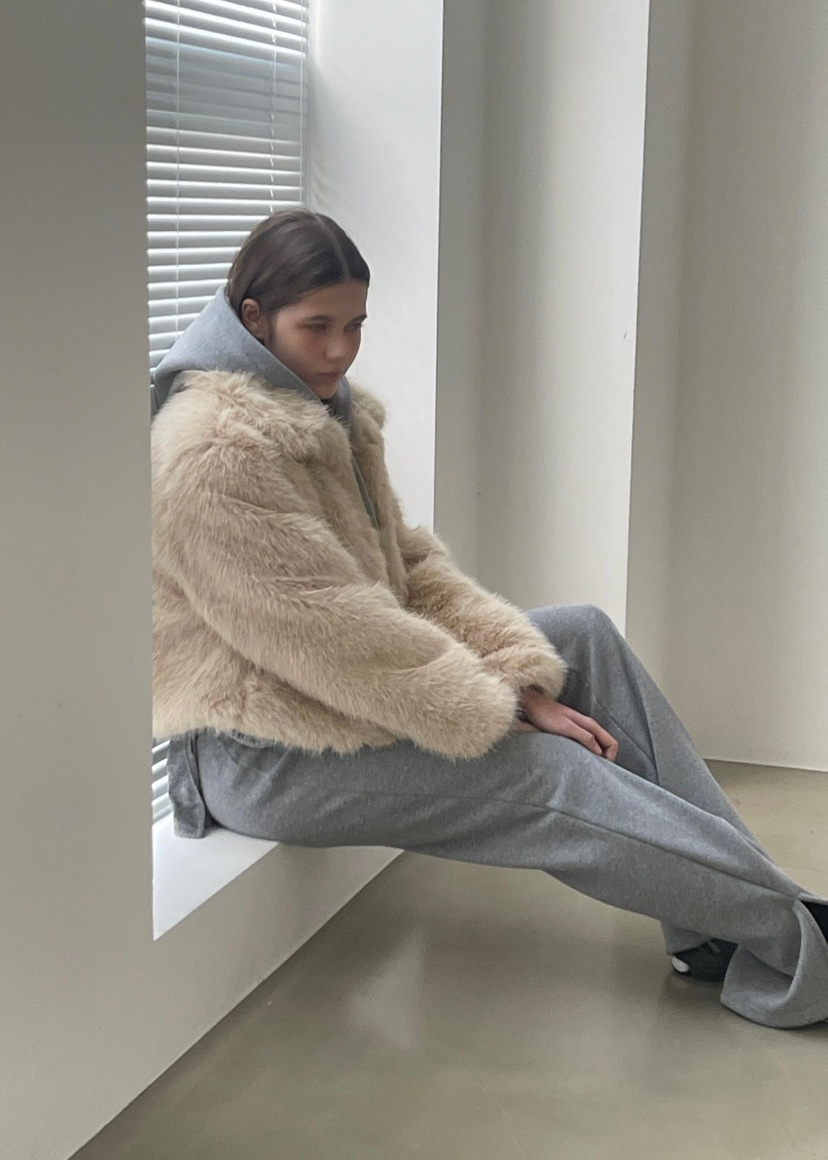 ANOTHER AVENUE東大門㊣實拍女裝新品休閑真品短款大衣貂皮ANOTHER AVENUE短款大衣