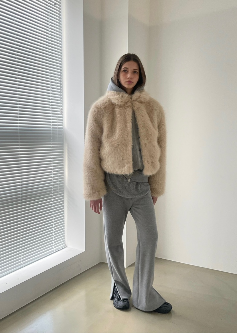 ANOTHER AVENUE東大門㊣實拍女裝新品休閑真品短款大衣貂皮ANOTHER AVENUE短款大衣