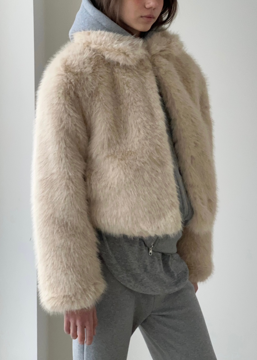 ANOTHER AVENUE東大門㊣實拍女裝新品休閑真品短款大衣貂皮ANOTHER AVENUE短款大衣