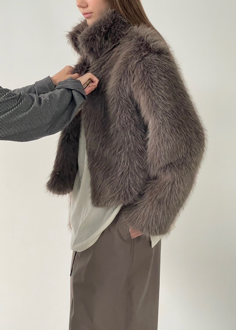 ANOTHER AVENUE東大門㊣實拍女裝新品休閑真品短款大衣貂皮ANOTHER AVENUE短款大衣