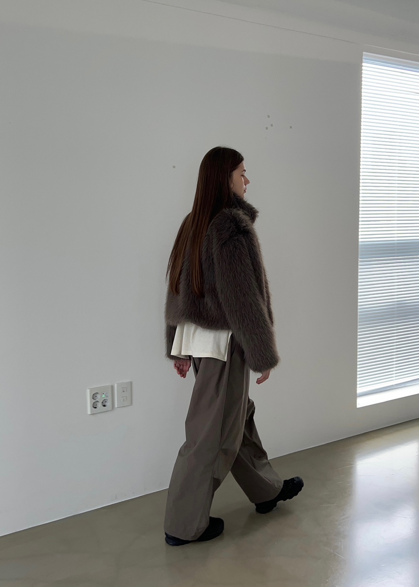 ANOTHER AVENUE東大門㊣實拍女裝新品休閑真品短款大衣貂皮ANOTHER AVENUE短款大衣