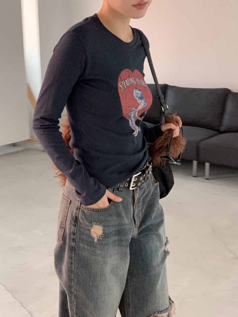 SUNDER MARKET韓國直郵㊣女士新款休閑熱賣25秋冬時尚長袖T恤SUNDER MARKET長袖T恤