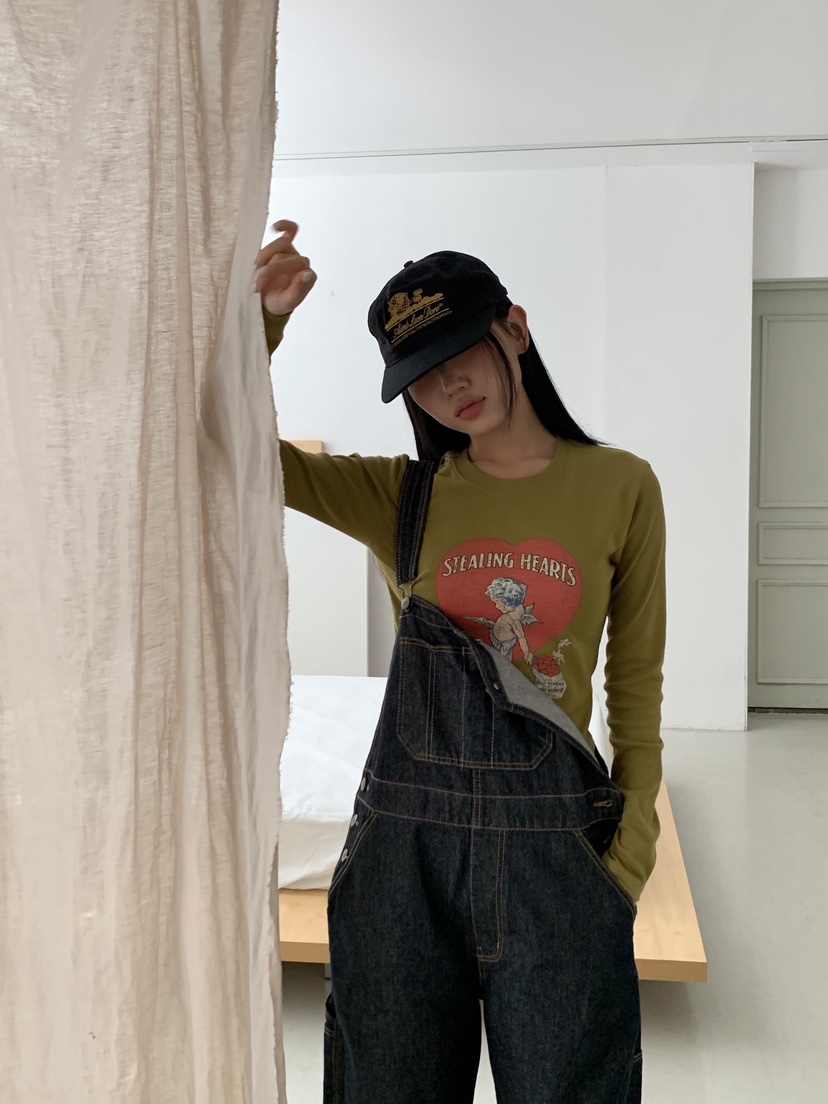 SUNDER MARKET韓國直郵㊣女士新款休閑熱賣25秋冬時尚長袖T恤SUNDER MARKET長袖T恤