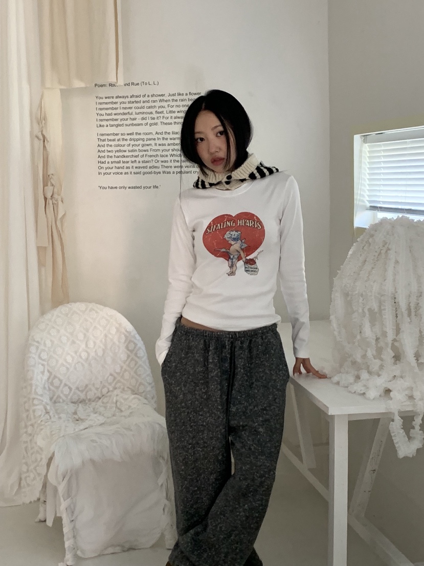 SUNDER MARKET韓國直郵㊣女士新款休閑熱賣25秋冬時尚長袖T恤SUNDER MARKET長袖T恤