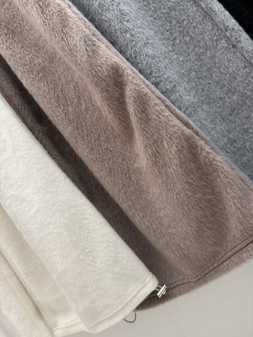 AMOOD韓國代購㊣女士新款推薦熱賣時尚25秋冬夾克安哥拉羊毛拉鏈AMOOD夾克