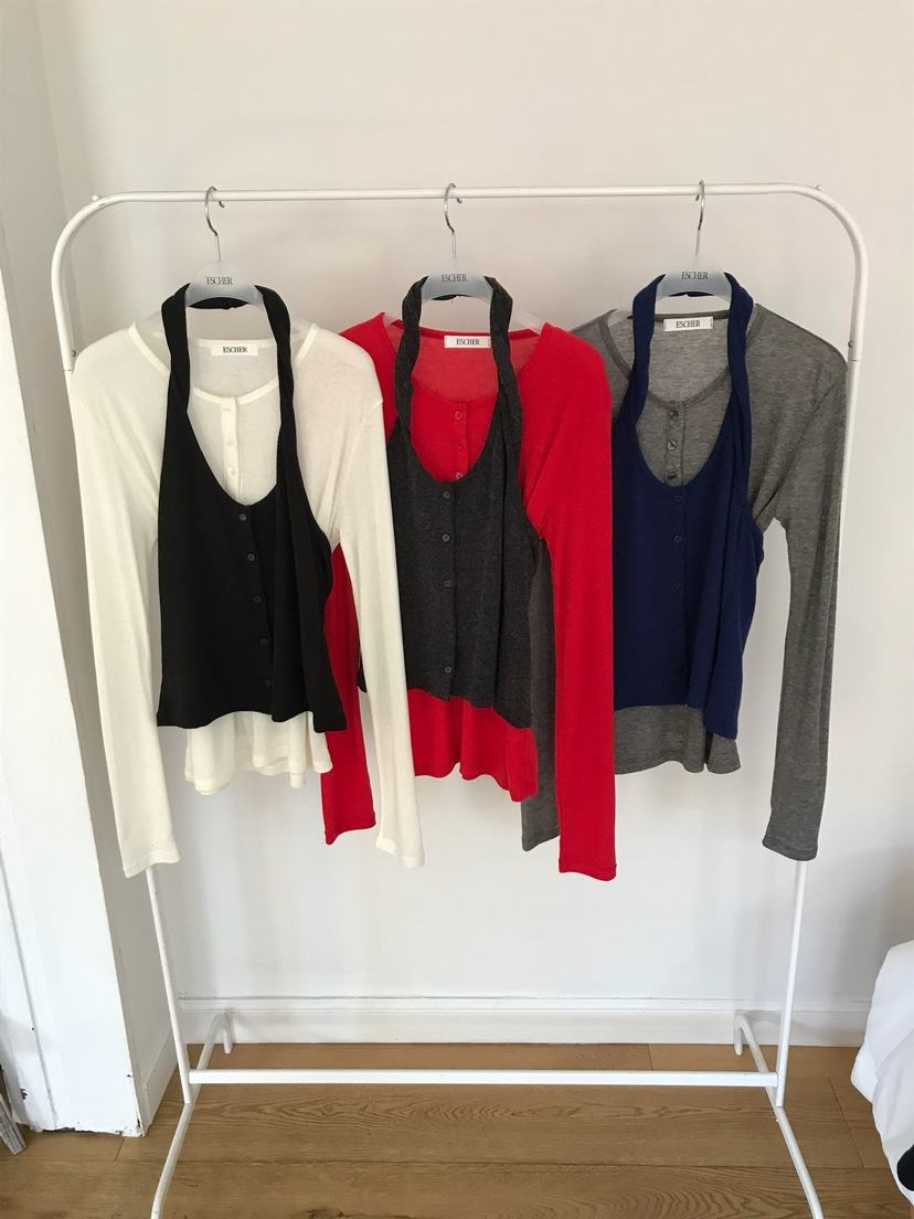 ESCHER韓國代購㊣女士新品時尚真品人氣長袖T恤不含吊帶紐扣ESCHER長袖T恤