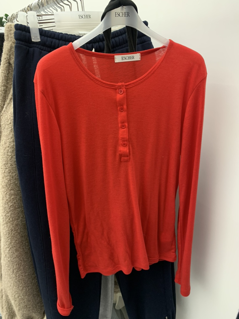ESCHER韓國代購㊣女士新品時尚真品人氣長袖T恤不含吊帶紐扣ESCHER長袖T恤圖色3