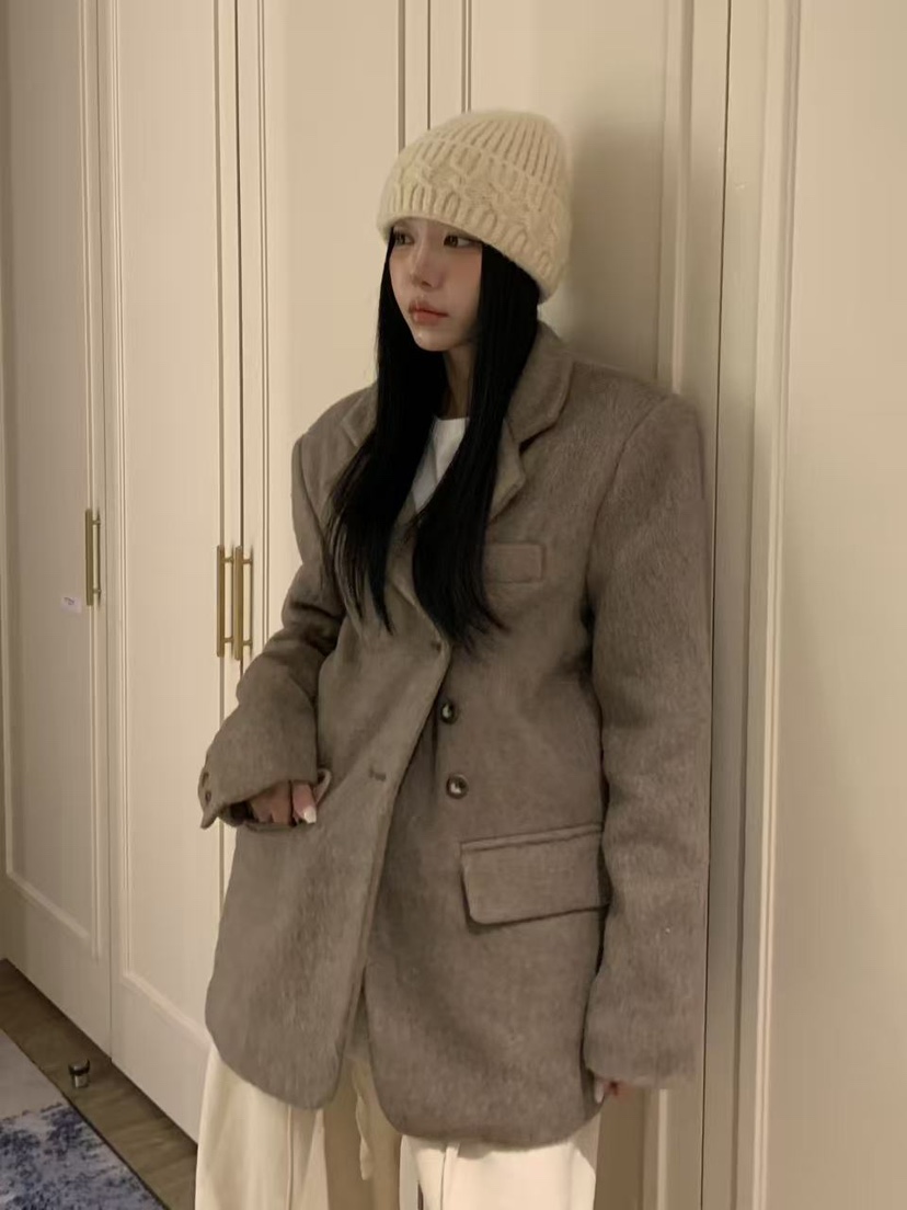 BADCALM東大門㊣代購女裝新品真品時尚人氣職業25秋冬夾克馬海毛BADCALM夾克圖色2