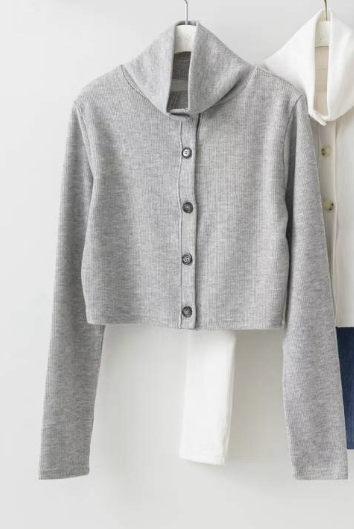 JOY-조이-T東大門㊣實拍女裝新品真品推薦熱賣長袖T恤開衫JOY-조이-T長袖T恤圖色1