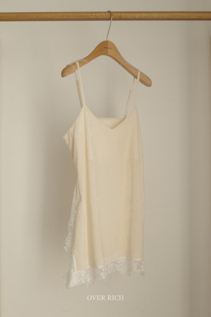 OVER RICH東大門㊣實拍女裝新品推薦25秋冬吊帶背心天鵝絨蕾絲OVER RICH吊帶/背心圖色1