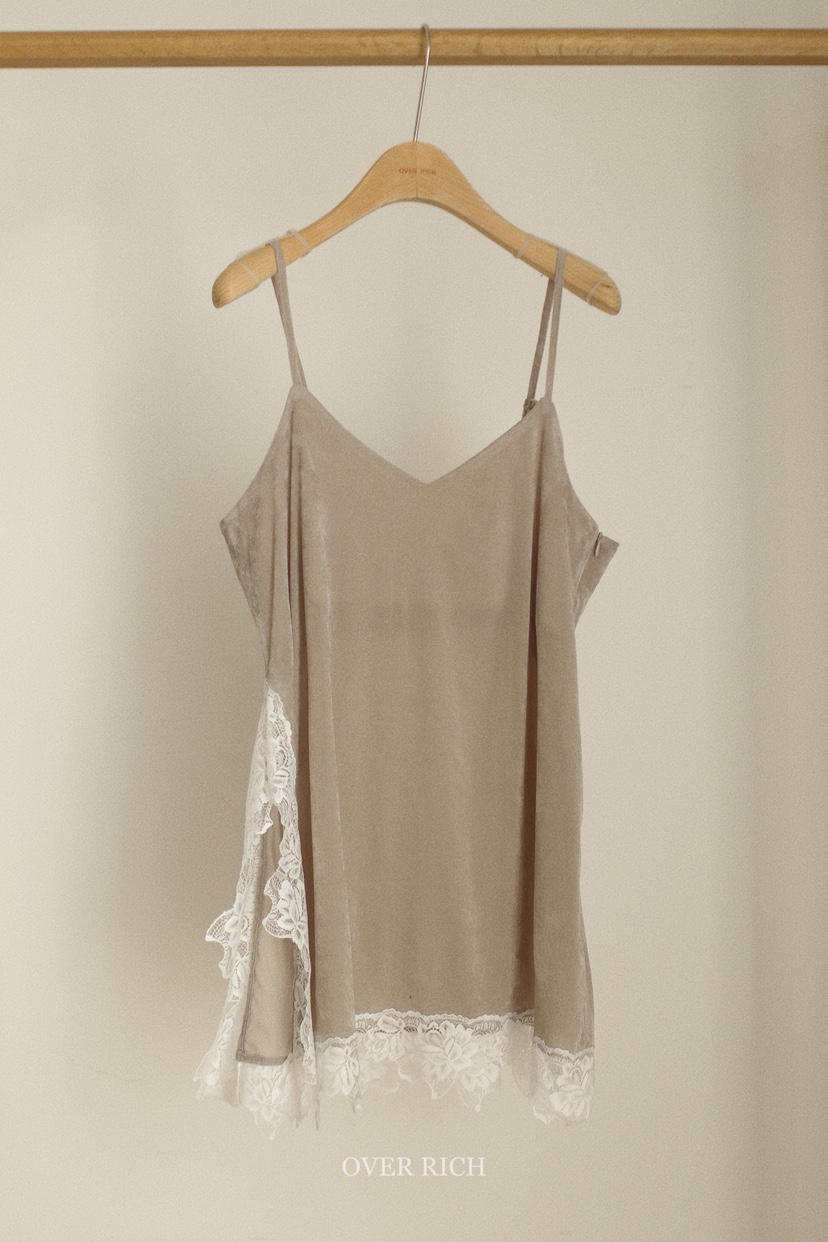 OVER RICH東大門㊣實拍女裝新品推薦25秋冬吊帶背心天鵝絨蕾絲OVER RICH吊帶/背心圖色2