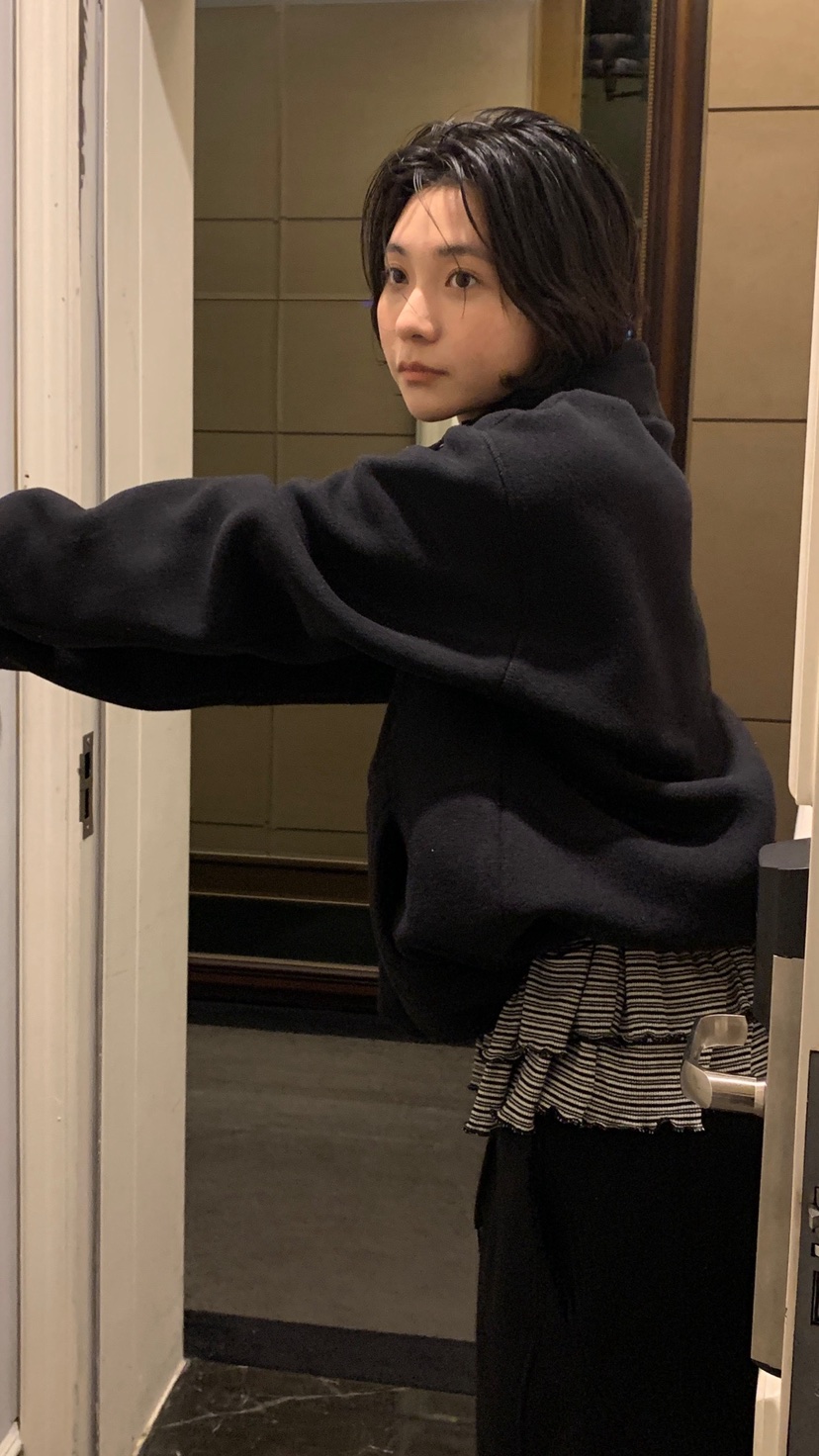 OVER RICH東大門㊣代購女裝新款人氣時尚職業25秋冬衛衣拉鏈OVER RICH衛衣