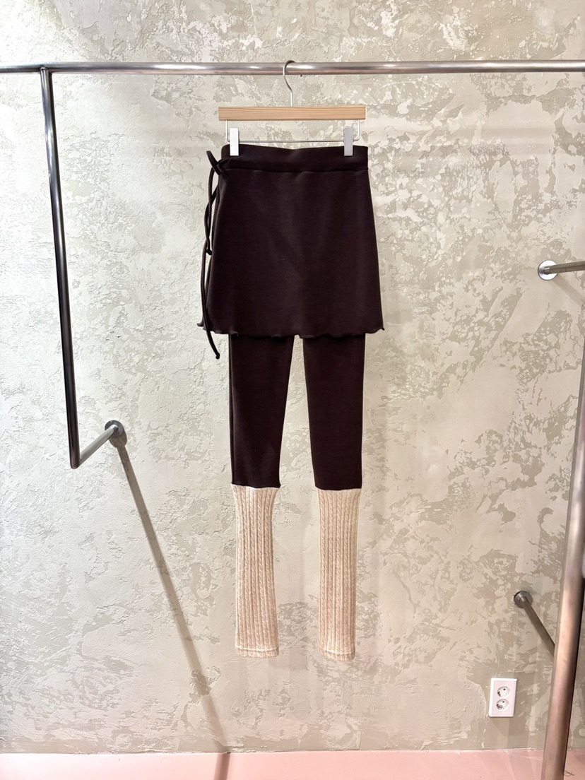 PIN-UP韓國直郵㊣女士新品熱賣休閑人氣真品打底褲鯊魚褲保暖PIN-UP打底褲/鯊魚褲