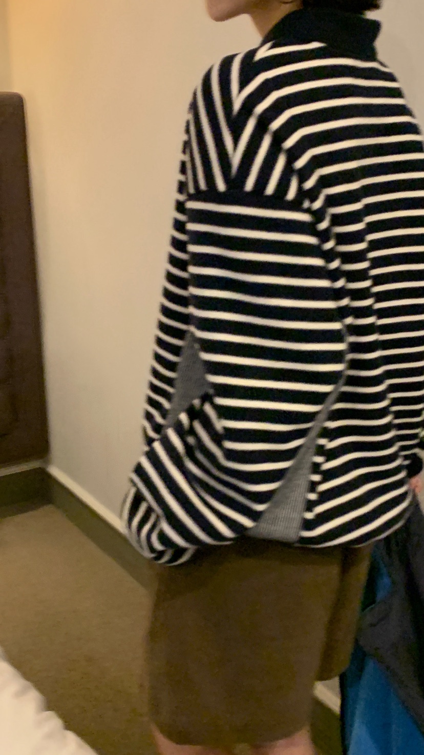 OVER RICH東大門㊣直郵女士新款職業時尚人氣熱賣衛衣條紋OVER RICH衛衣