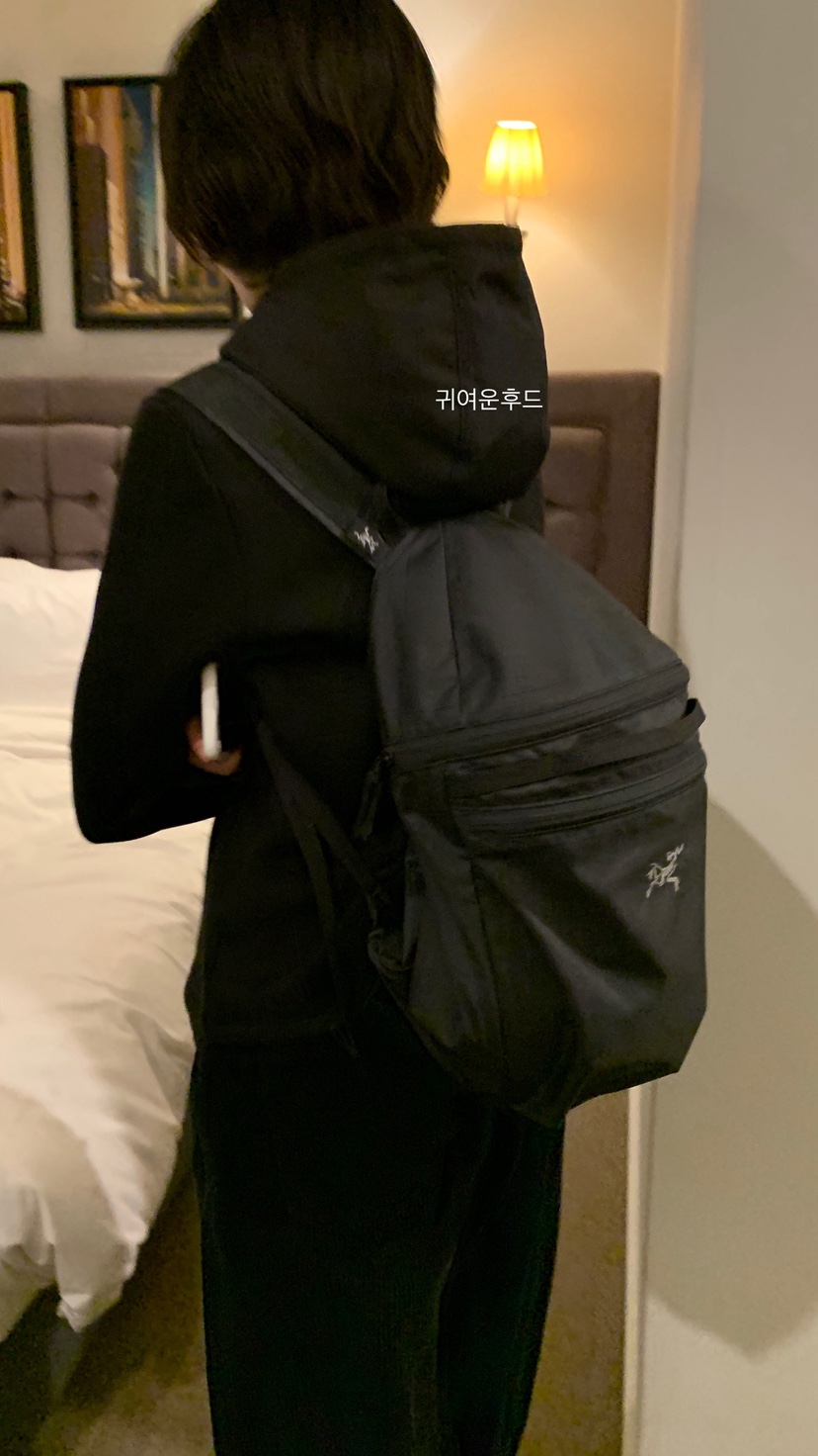 OVER RICH東大門㊣代購女裝新款休閑熱賣時尚推薦衛衣連帽衫OVER RICH衛衣