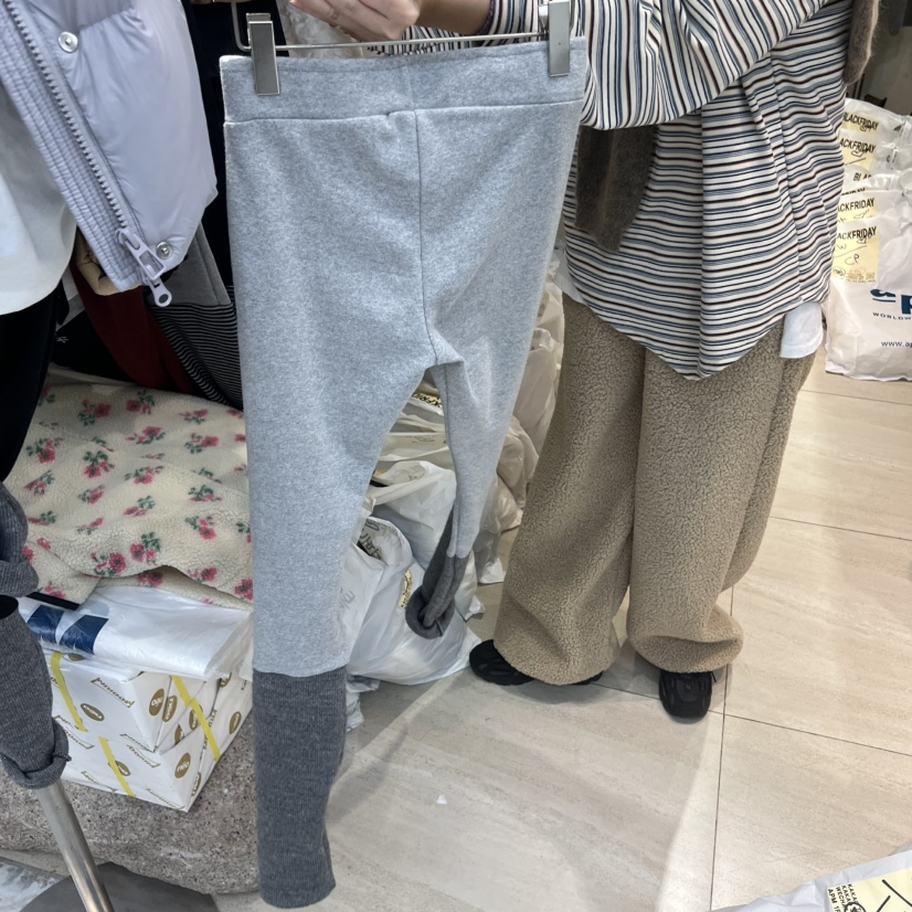 BLACKFRIDAY東大門㊣代購女士新品時尚休閑25秋冬打底褲鯊魚褲BLACK FRIDAY打底褲/鯊魚褲