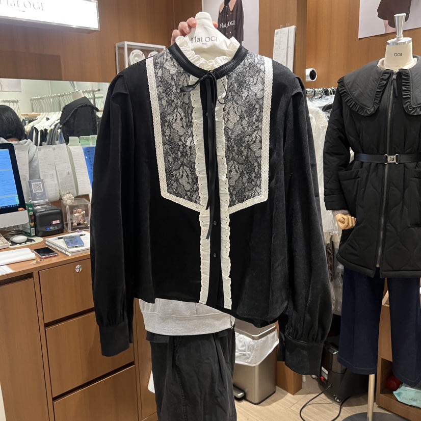 OGI東大門㊣代購女裝新款25秋冬熱賣真品時尚推薦襯衫蕾絲衫FLat OGI襯衫/蕾絲衫圖色2
