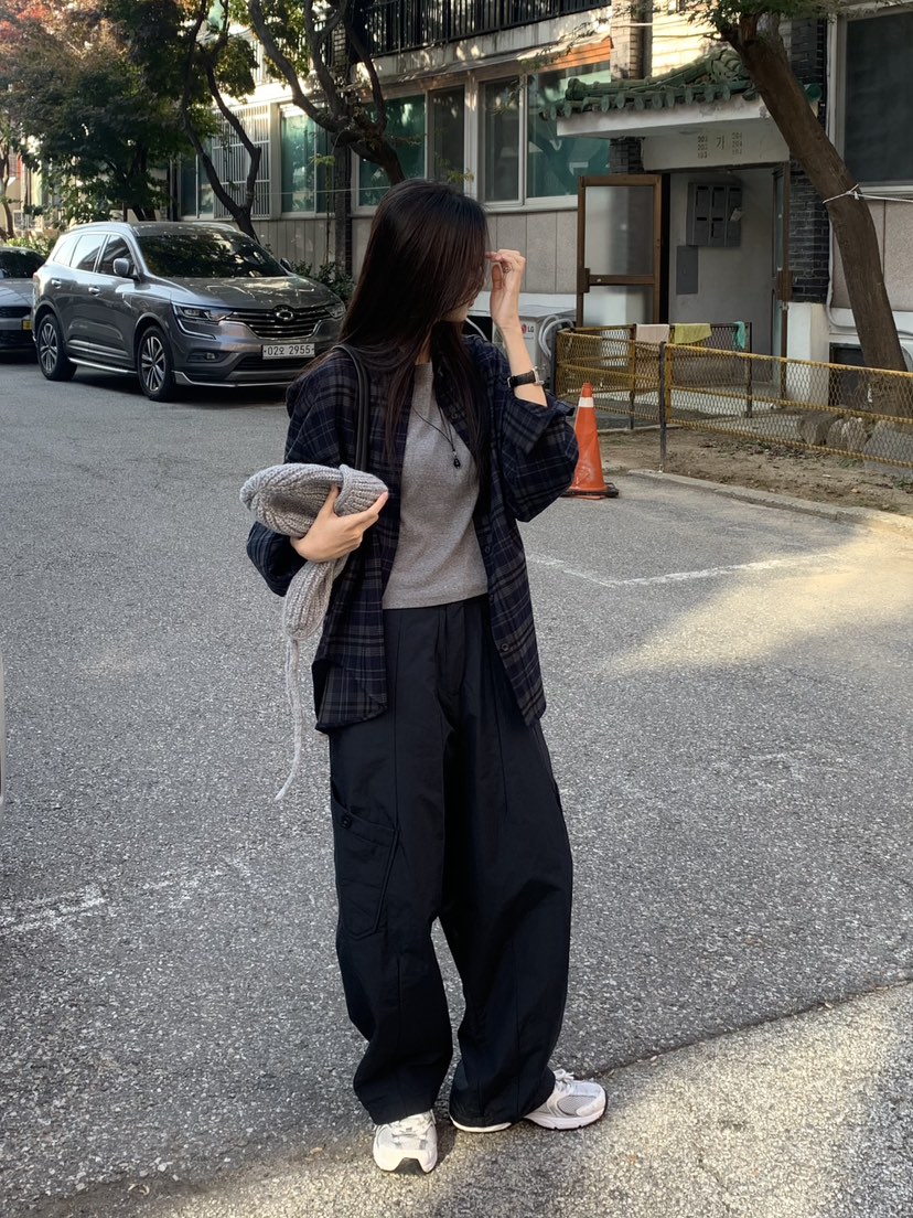 ALOT韓國直郵㊣女士新品真品時尚人氣推薦襯衫蕾絲衫抓絨格子A LOT襯衫/蕾絲衫