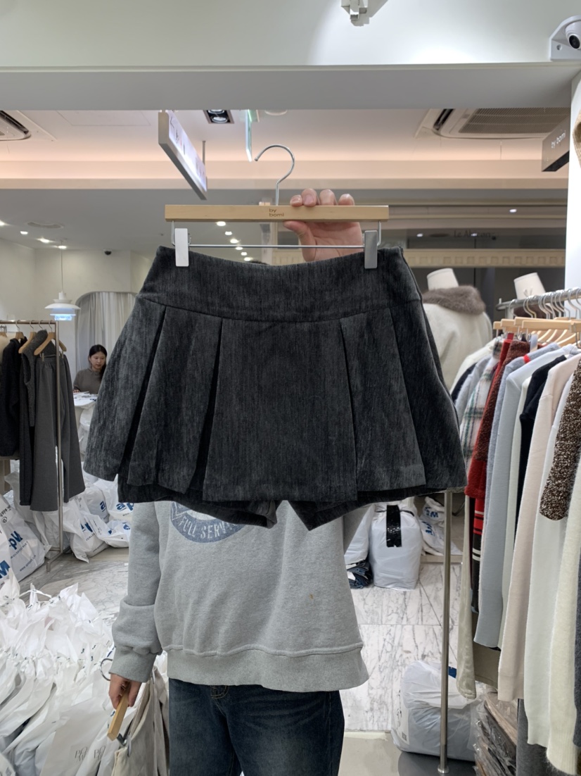 BY BOMI韓國代購㊣女裝新品推薦25秋冬人氣職業真品裙褲褶裙BY BOMI裙褲圖色1